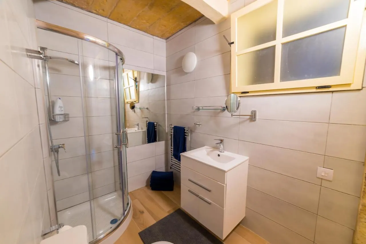 Casa San Carlo Apartment Valletta