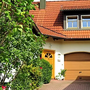 ferienwohnung-zum-weingarten.com-bavaria.com/